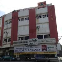 Wawasan open university is a private university focusing on network education consists of : Wawasan Open University Wisma Gerakan 80 Persiaran Greenhoill