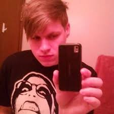 Jesse Shattuck (moshitaod)