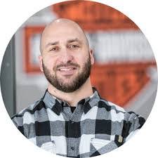 Greg Boll's Instagram, Twitter & Facebook