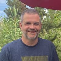 Chris Reising's Instagram, Twitter & Facebook