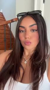 Laura Saad (@laurasaad22)