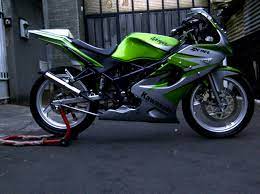 Simak daftar harga ninja h2 2021 di bawah untuk melihat harga otr dan promo yang tersedia serta informasi dp saat perkenalannya hari ini (23/10), ia tak sekadar tampil buas dengan. Ninja 2 Tak Modif 150 Rr X2 Motorblitz