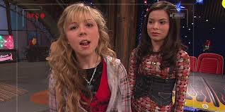 The series premiered on paramount+ on june 17, 2021. Miranda Cosgrove S Icarly Revival Has Cast A New Best Friend For Carly Cinemablend