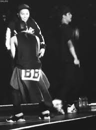 Mino made fear for his semifinal round in show me the money season 4. Primitive Notion Cl Laughing At Mino And Yb S Weird Dance Moves