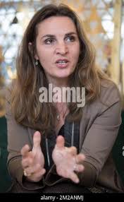 Laurence Lau Nova en photo comme elle présente son livre 'sa chere fille  fille fille salafiste