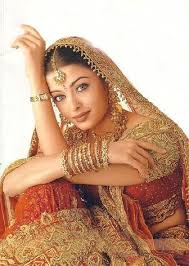 Aishwarya Rai Wedding Dress Fashion Beautiful Indian Actress Bridal Fashion Jewelry