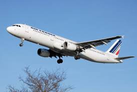 Used mainly for domestic, european and middle eastern flights, it's the second largest airport in france after charles de gaulle and the tenth largest in europe. Coronavirus La Navette D Air France Reliant Toulouse Et Paris Orly Reprend Du Service Actu Toulouse
