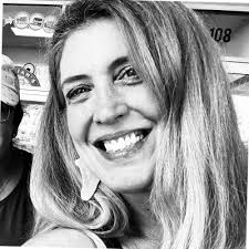 Two beautiful homes, but only one can be your favorite!