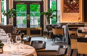 It is owned by baglioni hotels, an italian firm that also has hotels in venice, milan and several other places. Baglioni Hotel Hyde Park United Kingdom Emirates Holidays