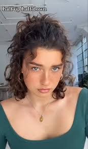 Keira Rivers's Instagram, Twitter & Facebook