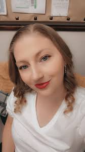 Introduction of a stepmother and digital content creator