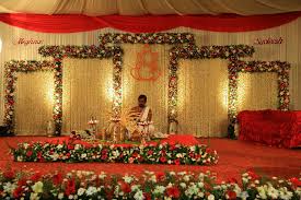 Indian wedding decor is sone of those things that you get so caught up in the big ticket items, a million little center pieces. Hindu Wedding Stage Wedding Stage Decorations Wedding Stage Hindu Wedding Decorations