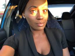 On #NationalSmileDay I smize 😉 How are you doin??