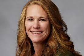 Kelley Waggoner's Instagram, Twitter & Facebook