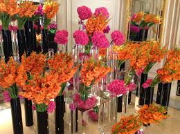 Wedding flower terminology, budget, tips and inspiration to help you make those pesky floral decisions. Jeff Leatham Hotel Flowers Flower Display Hotel Flower Arrangements
