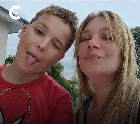 Diário - Jovem é preso após confessar crime contra familiares no Paraná Um jovem de 21 anos foi preso após confessar a morte da própria mãe, Juliana Galardinovic Ribeiro, de 45 anos,