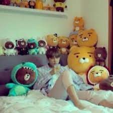 Namjoon with his precious ryan plushie, i'm soft ☁️ chimmy. Namjoon S Ryan Ryantheplushie Twitter