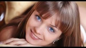 People with blue eyes are regularly the baddies. Best Hair Color For Blue Eyes And Fair Skin Pale Skin Light Cool Warm Medium Skin Tones