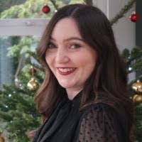 Karen Mathewson's Instagram, Twitter & Facebook