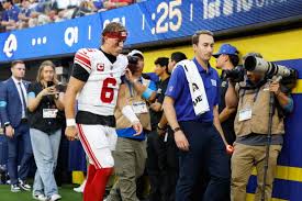 Giants QB Jaxson Dart exits with knee injury and WR Malik Nabers hurts shoulder vs. Rams