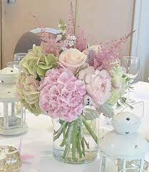 centre de table bouquet chez fleur a imaginer en blanc vert et pointe de marron wedding candles centrepiece bouquet wedding centerpieces