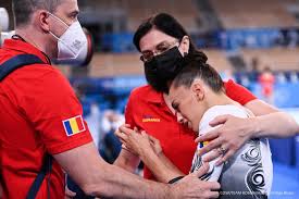 Larisa iordache a avut o prestație bună la bârnă, duminică, în calificările de la tokyo, obținând o notă de 14.133. Arxx7osp 05inm