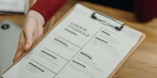 Es un documento que resume los datos personales, académicos y laborales de una persona. Curriculum Vitae Basico Guia Con Consejos Y Ejemplos De Modelos Cv
