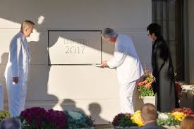May 27, 2021 · the holiday was first known as decoration day because women decorated the graves with flowers, wreaths and flags. The Meridian Idaho Temple Is Dedicated Lds Temple Pictures