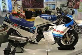 The suzuki gd 110s is an outcome of great efforts by suzuki's competent engineers. Suzuki Gsx R750 Wikipedia