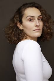 COLINE PLOUVIER- Fiche Artiste