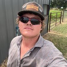 Does Mr. Tullos still have a transmission shop in Stephenville?