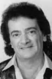 Faleceu nessa madrugada Ronald Antonucci da dupla Os Vips, seu irmão Márcio  falecido em 2013 formaram uma dupla de muito sucesso, quem não cantou, A  volta Faça alguma coisa pelo nosso amor.