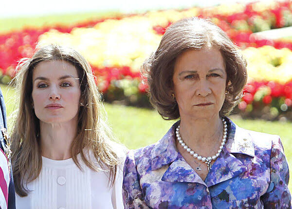 El origen de la mala relación entre la Reina Letizia y Doña Sofía | Casa  Real