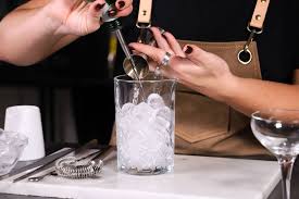 Check spelling or type a new query. Martini Cocktail Ricetta Originale Storia Abbinamenti E Varianti Drinkabile