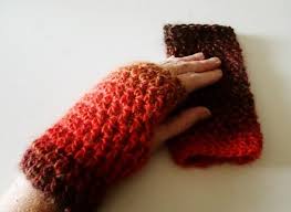 Easy and quick fingerless gloves knitting patterns with choices for all skill levels. Fingerless Gloves Crochet Pattern Whatif