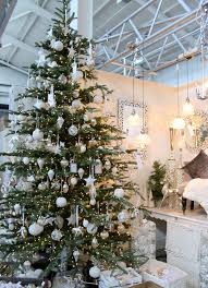 Silver christmas holiday trees have become atop trend as per silver christmas tree decorating ideas 2020. Classic White And Green Christmas Tree Design Timeless White Christmas Trees Christmas Tree Decorating Themes Silver Christmas Tree