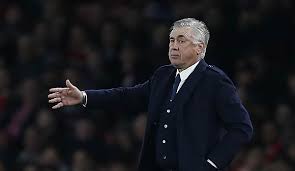 Former chelsea manager carlo ancelotti being unveiled as the new coach of french side paris saint germain.ancelot. Psg Nimmt Angeblich Kontakt Zu Carlo Ancelotti Auf