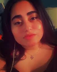 Catherine Andrade's Instagram, Twitter & Facebook