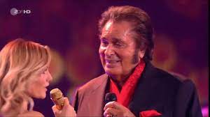 Engelbert humperdinck may refer to: Engelbert Humperdinck At The Helene Fischer Show 2019 Please Release Me Youtube