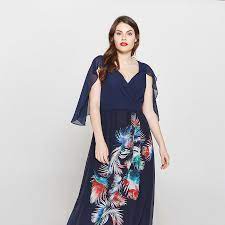 Magliette a maniche lunghe e corte, oversize o slim e canottiere. Abiti Da Cerimonia Taglie Forti Cosa Indossare Se Sei Curvy