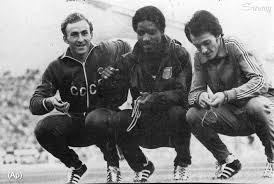 This mark will last for 17 years until the advent of michael johnson, who won this time during the american selections in 1996 (19 ″ 66). A Che Ora Corre Mennea I 69 Anni Della Leggenda Di Barletta Stramp It