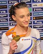 Porgras begannt with gymnastics in her hometown of galaţi, where she was coached by paul galea. Beam World Champion Ana Porgras With Her Third Romanian All Around Title Gymmedia Com