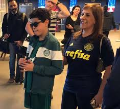 Em entrevista, pelé disse que não considera o título da copa rio de 1951 do palmeiras como mundial. Dvckdzoecbq2km