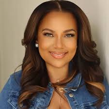 I Am AIKISHA Holly Colon ✝️👑🔺♌️ (@aikishaholly) • Instagram photos and  videos