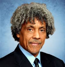 Curtis Gumbs's Instagram, Twitter & Facebook