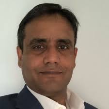 I'm happy to share that I'm starting a new position as Senior Director,  Customer Journey Analytics at Signet Jewelers!