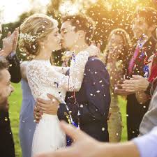 Musiques festives, romantiques, classiques, hits internationaux ou chansons françaises: Musique Mariage Comment La Choisir Marie Claire