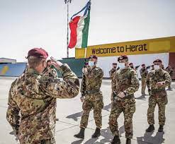(en, es) la guerra di charlie wilson, su filmaffinity. Afghanistan Tutti A Casa Ma Il Paese E Sull Orlo Di Una Guerra Civile