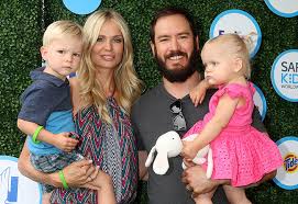 The saved by the bell alum and his wife catriona mcginn are thrilled to announce they're expecting their first child together in september, the actor's rep told people. Mark Paul Gosselaar Looks Worlds Away From Saved By The Bell S Zack Morris Hello