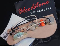 The cable is both impeding for the work and a safety hazard, a tripping hazard and also susceptible to damage. Telecaster Wiring Loom Bloodstone Guitarworks